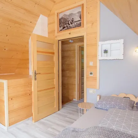 Tatrzanskie Chalet *