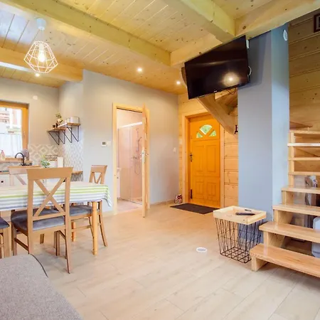Tatrzanskie Chalet *